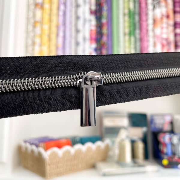 #5 Zipper Pull - Gunmetal Bar