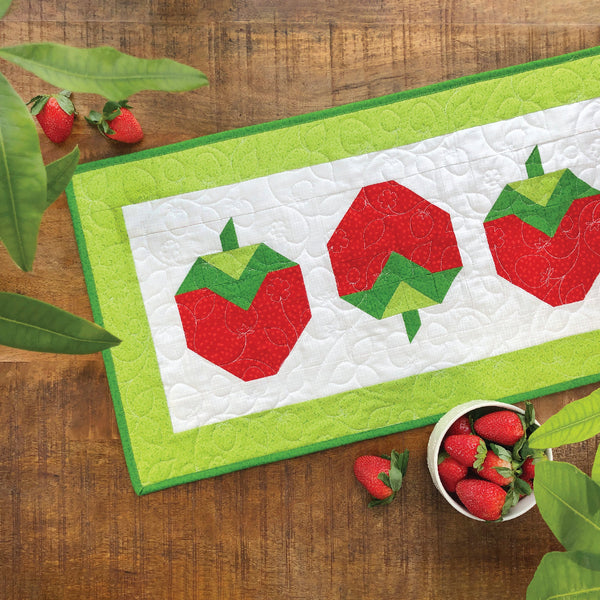 Strawberry Hearts Table Runner Box