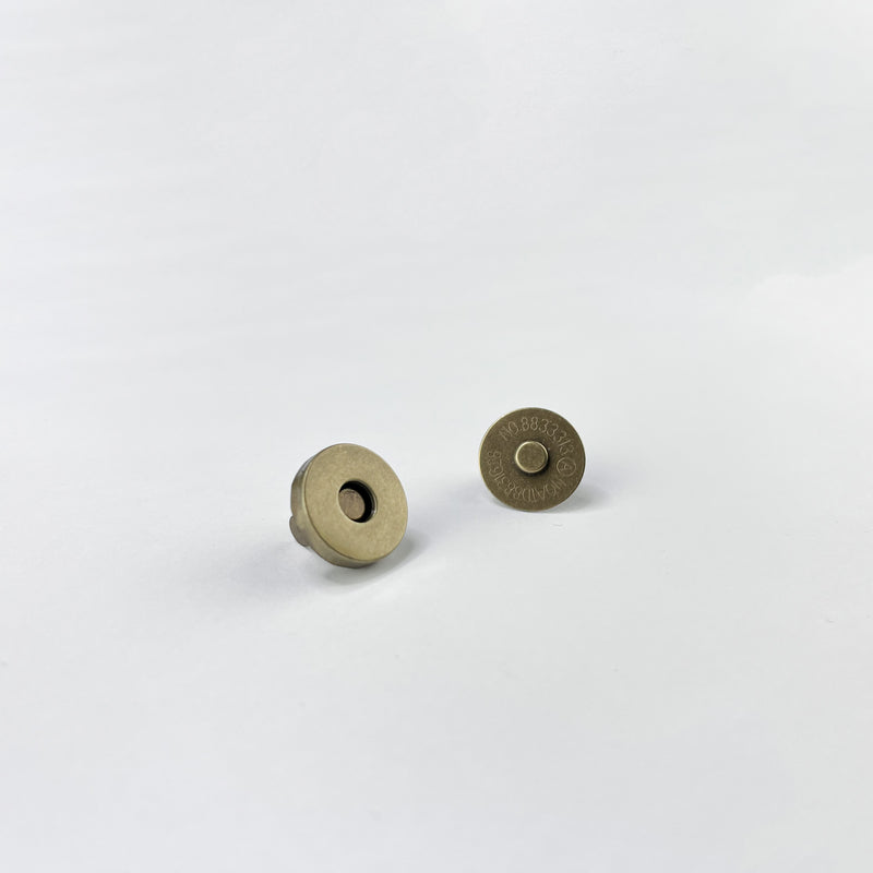 Magnetic Snap - 18mm Antique